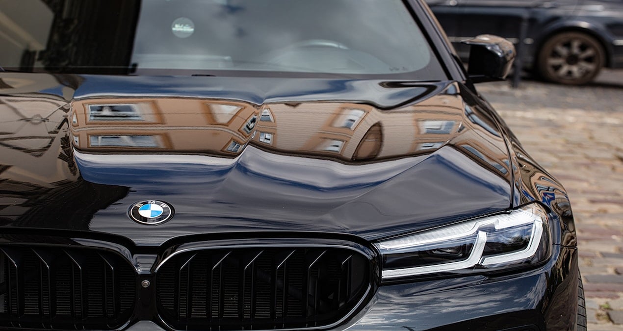 dev otomobil markasi bmw 1 milyondan fazla aracini geri cagriyor alev aliyor S2QywDyB