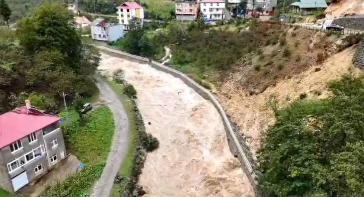 selin ortasinda rafting keyfi RR8efDT3