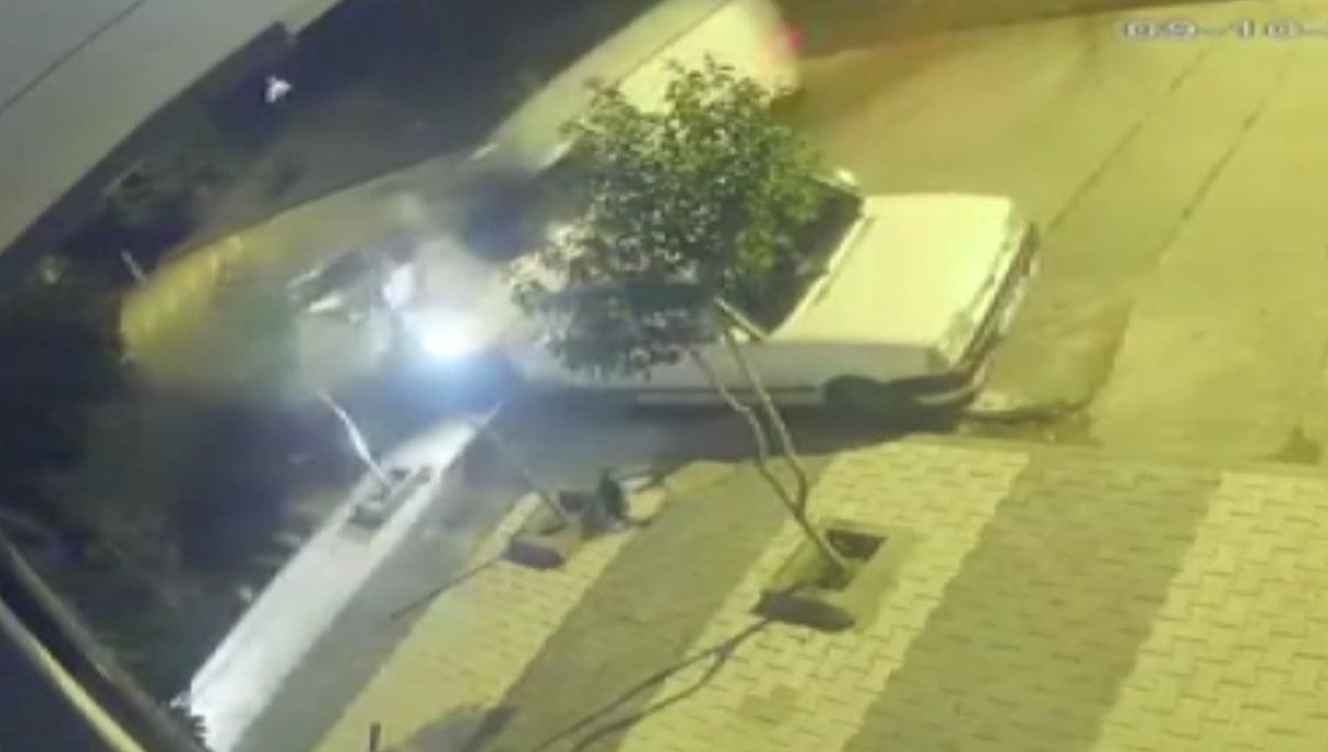 arnavutkoyde faciadan donuldu freni patlayan arac cocuklarin arasina daldi fH5lQNwq