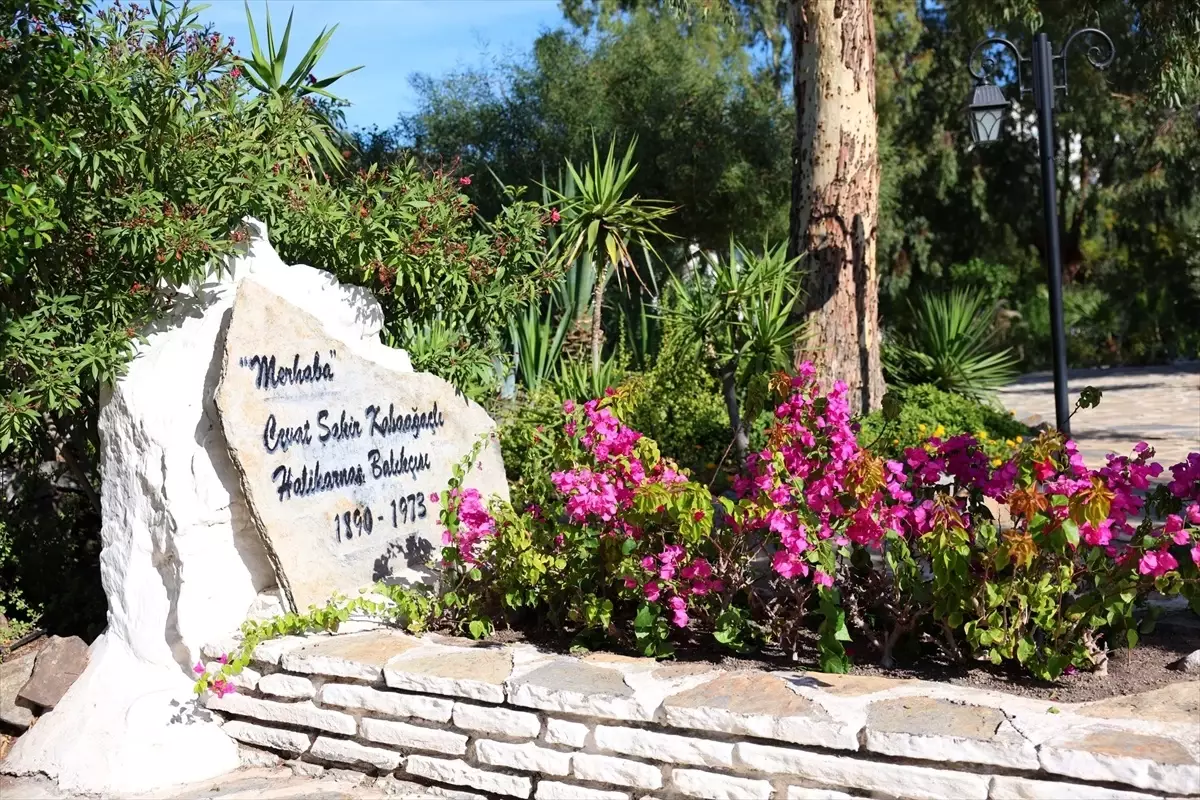 cevat sakir kabaagacli 52 olum yildonumunde anildi SQk2shym.jpg