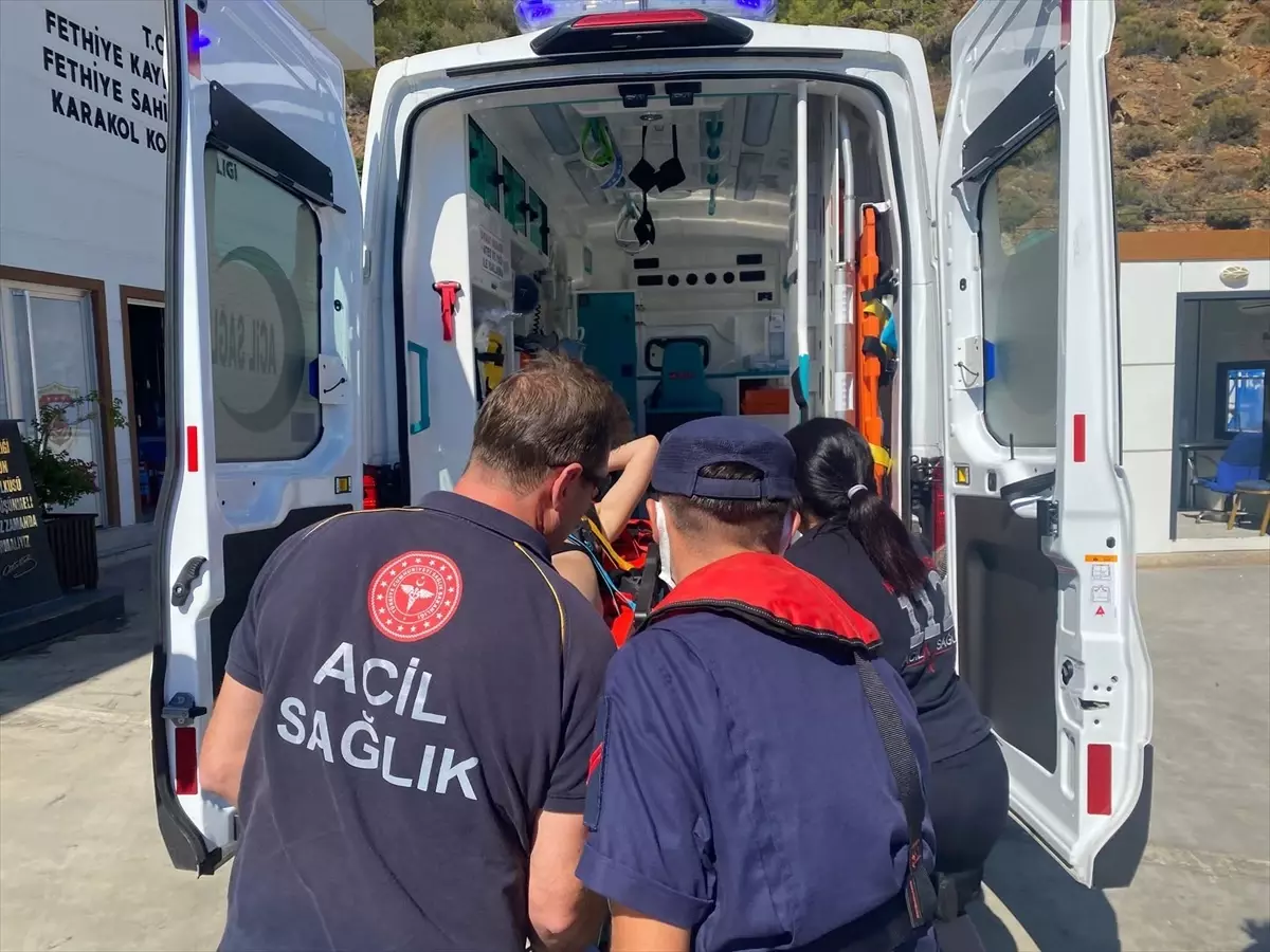 fethiye aciklarinda ticari yatta yaralanan kisi hastaneye kaldirildi RTPbEsPY