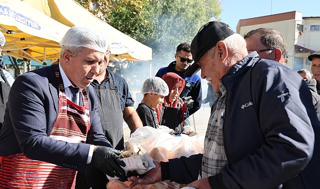 kandira 2 hamsi festivalinde lezzet kultur ve kardeslik tek sofrada YfmDqWkA.jpg