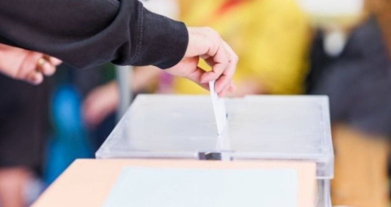 kuzey makedonyada halk yerel secim icin sandik basinda xsaO5cxP.jpg