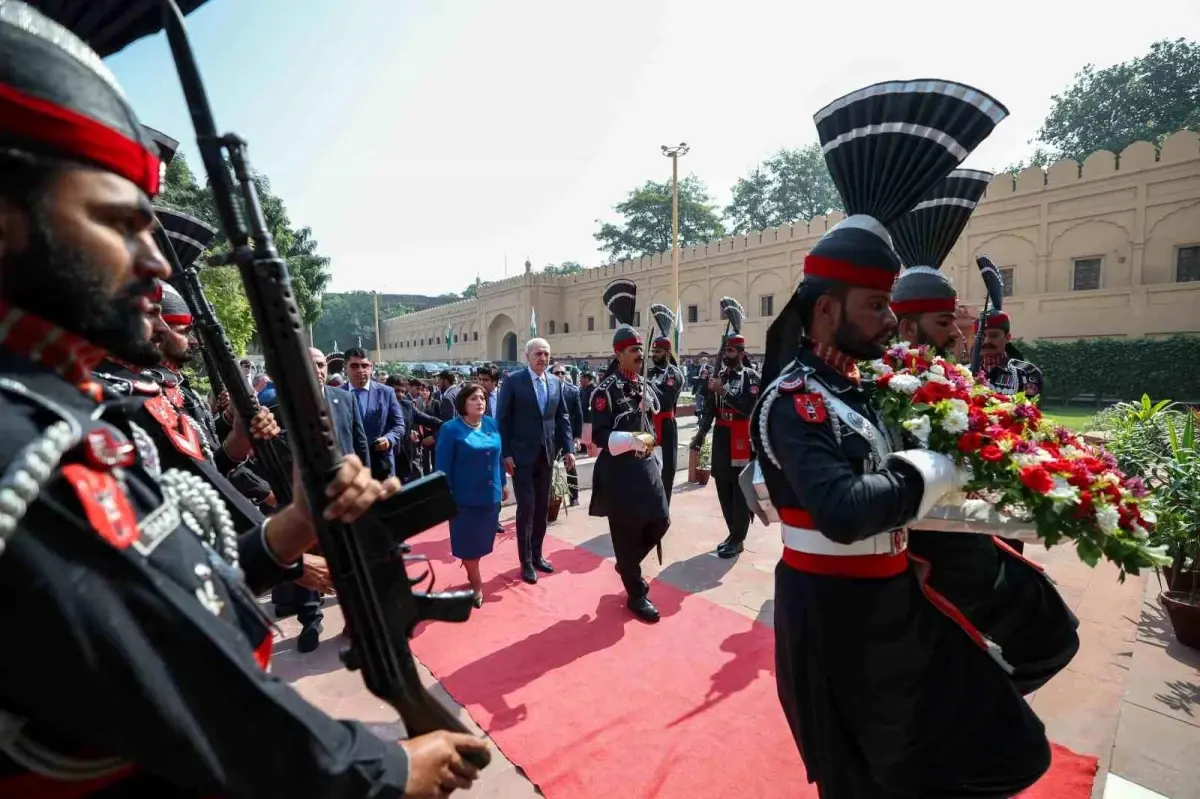 tbmm baskani numan kurtulmus pakistanda ikbalin kabrini ziyaret etti 1JwLPWZy.jpg