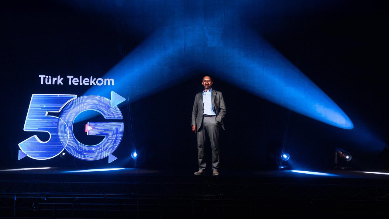 turk telekom 5g ihalesi oncesinde hologramli basin toplantisi duzenledi mwWBSk4j.jpg