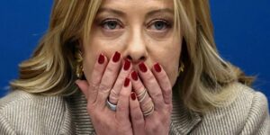 rus-sunucunun-meloniye-sozleri-bardagi-tasirdi-buyukelci-disislerine-cagrildi-mzStcAxO-1