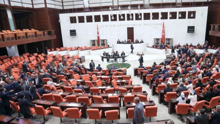 ekonomi-ve-siyaset-gundemi-5-mayis-2026-znVydekD