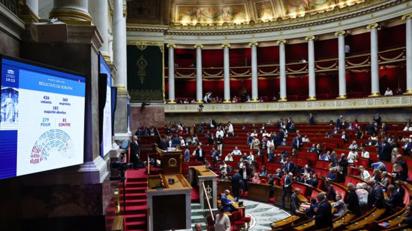 15 yas altina sosyal medyayi yasaklayan ilk ab ulkesi fransa oldu gsRIJUGn