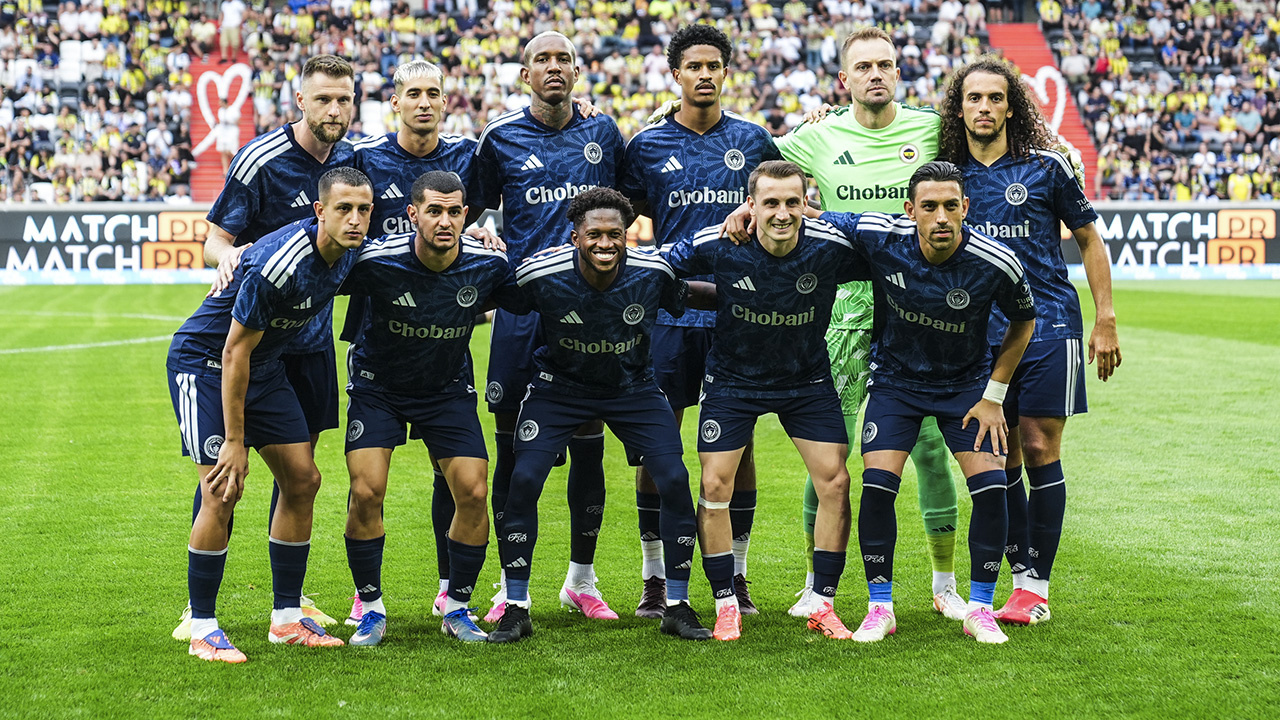 Fenerbahcede 3 futbolcunun gitmesi yasaklandi NltgV3ul